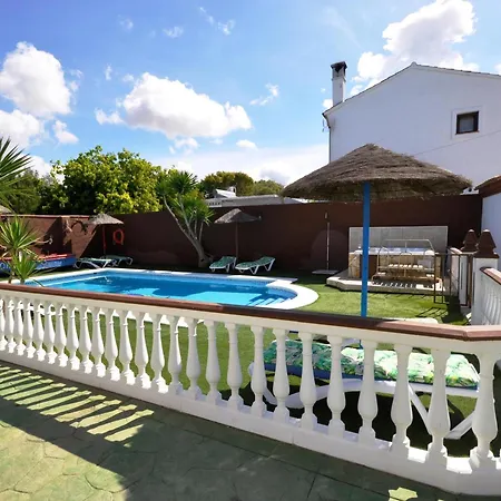 Chalet Con Piscina Y Jacuzzi Compartido En Conil De La Frontera, Ideal Para Familias - Es-180-88 *